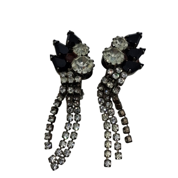 Vintage 1950s Rhinestone Waterfall Clip-On Earrings – Glam Statement Sparkle! - Picture 4 of 5